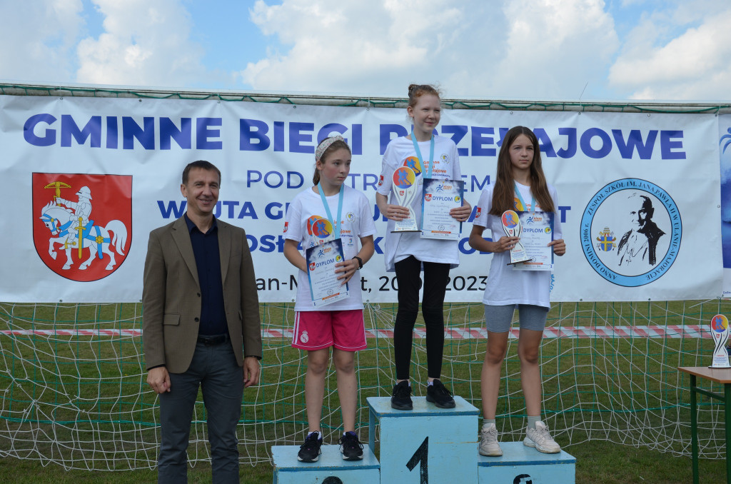Gminne Biegi Przełajowe w Ulanie-Majoracie