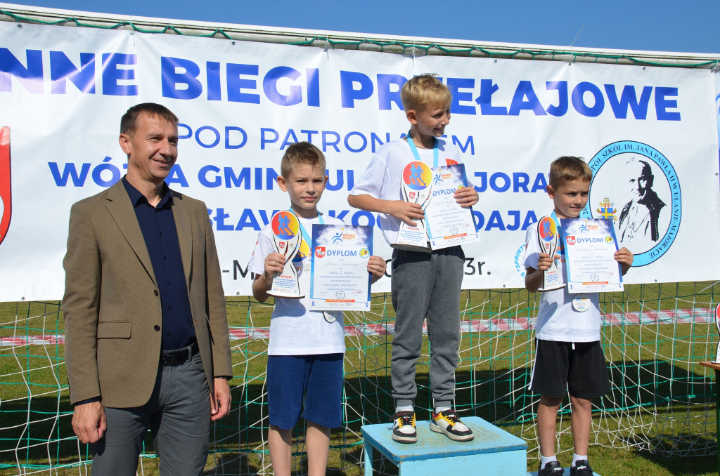 Gminne Biegi Przełajowe w Ulanie-Majoracie