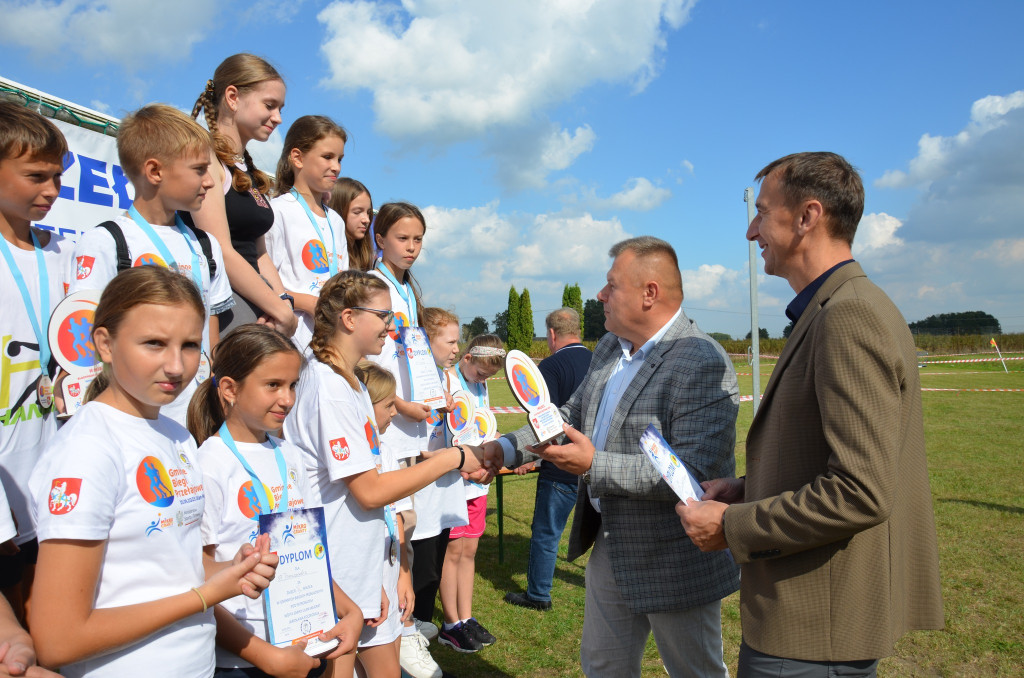 Gminne Biegi Przełajowe w Ulanie-Majoracie