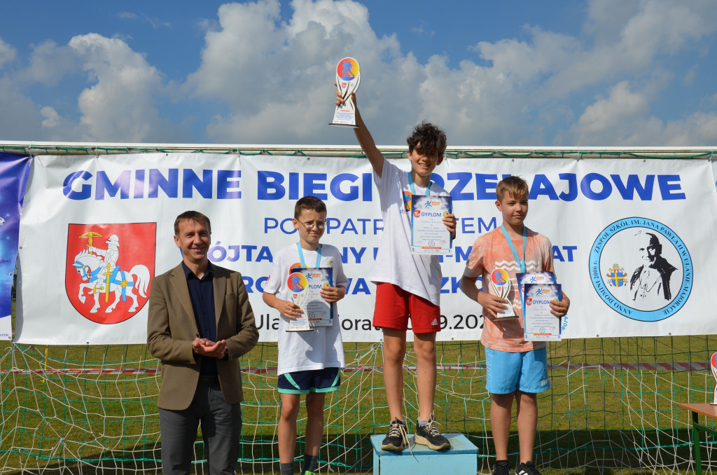 Gminne Biegi Przełajowe w Ulanie-Majoracie