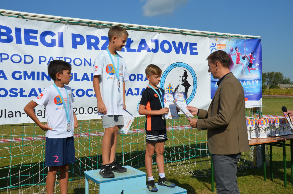 Gminne Biegi Przełajowe w Ulanie-Majoracie
