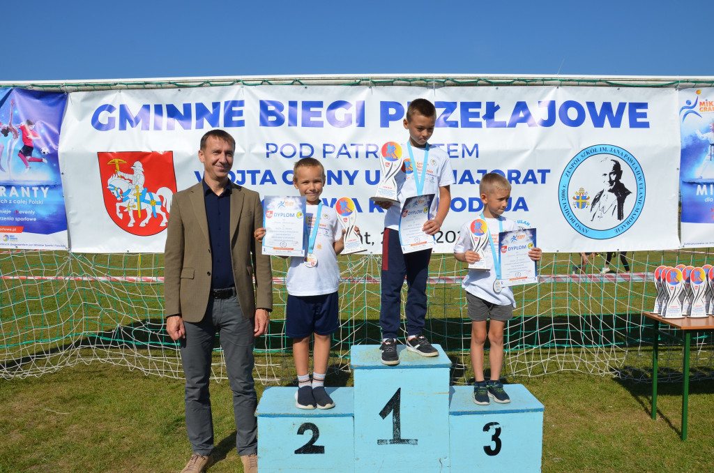 Gminne Biegi Przełajowe w Ulanie-Majoracie
