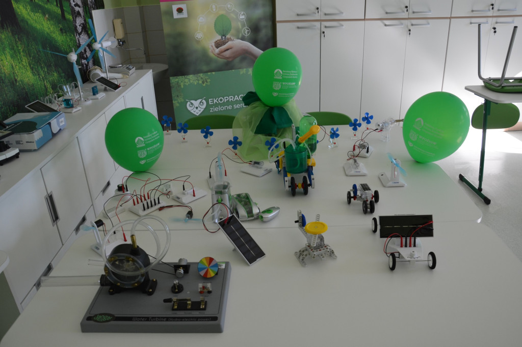 Otwarcie pracowni w szkole w Domaszewnicy