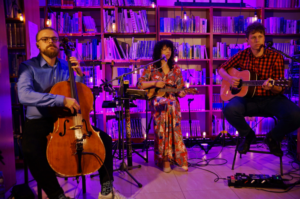 Noc Bibliotek 2023 i koncert w MBP w Radzyniu