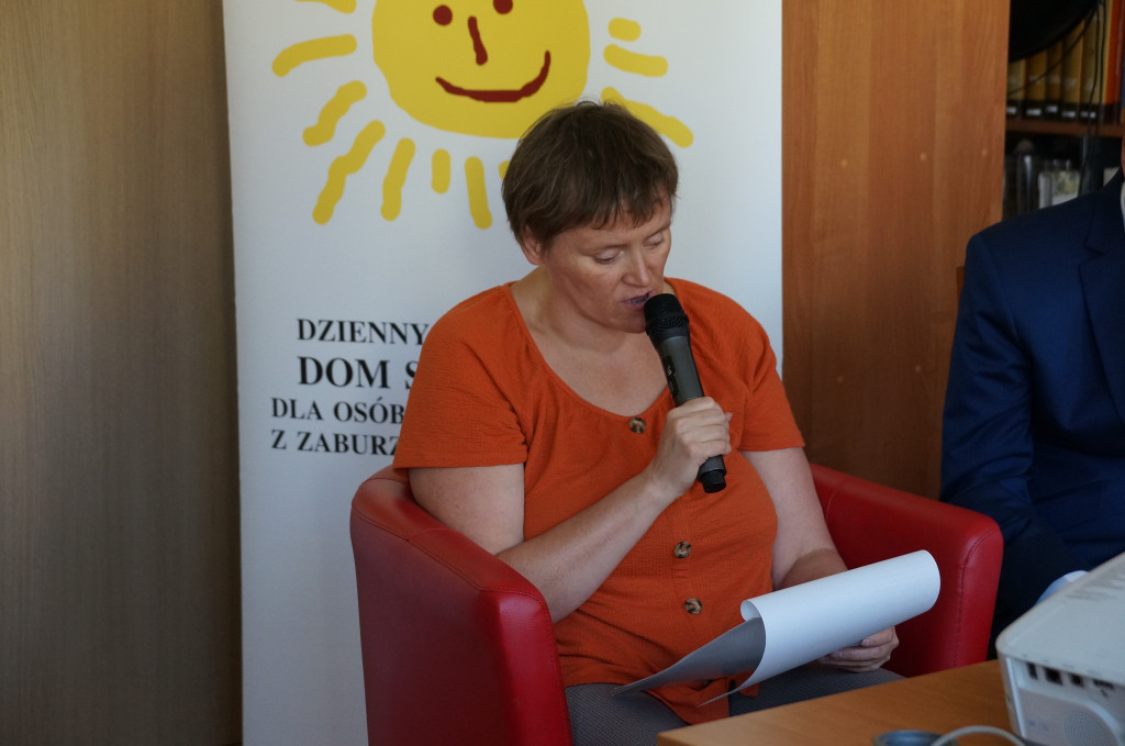 Akcja czytania wierszy przez podopiecznych DŚDS