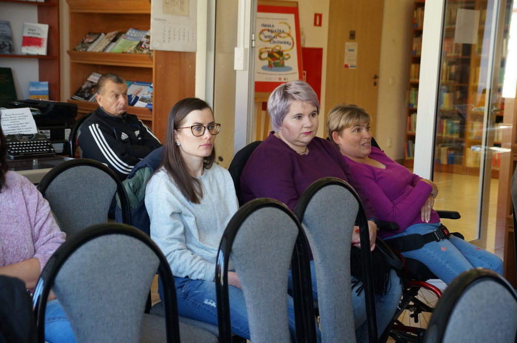 Akcja czytania wierszy przez podopiecznych DŚDS