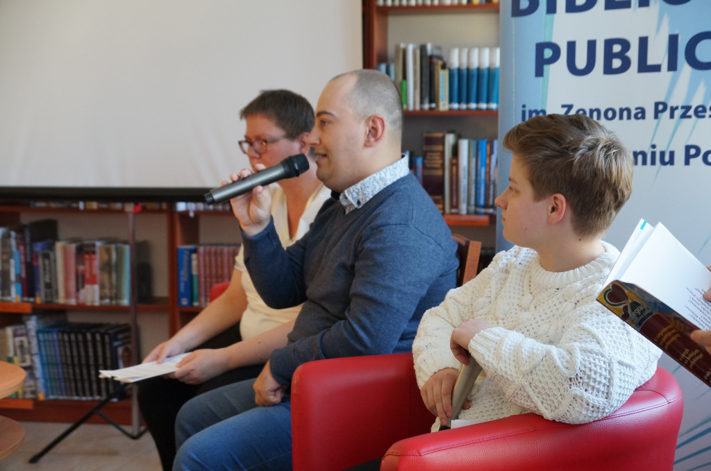 Akcja czytania wierszy przez podopiecznych DŚDS