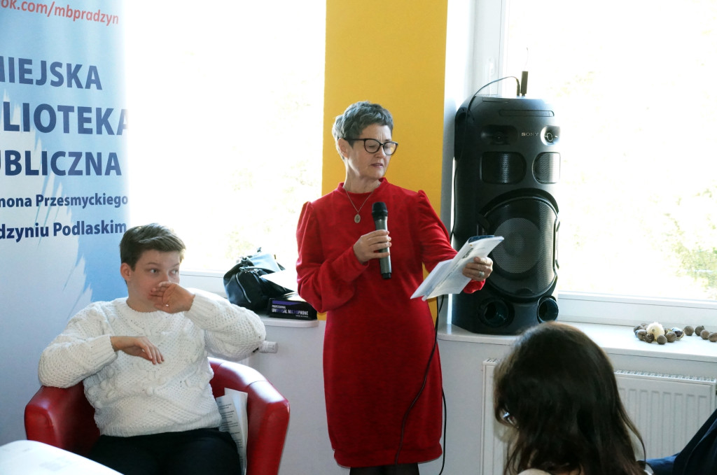 Akcja czytania wierszy przez podopiecznych DŚDS