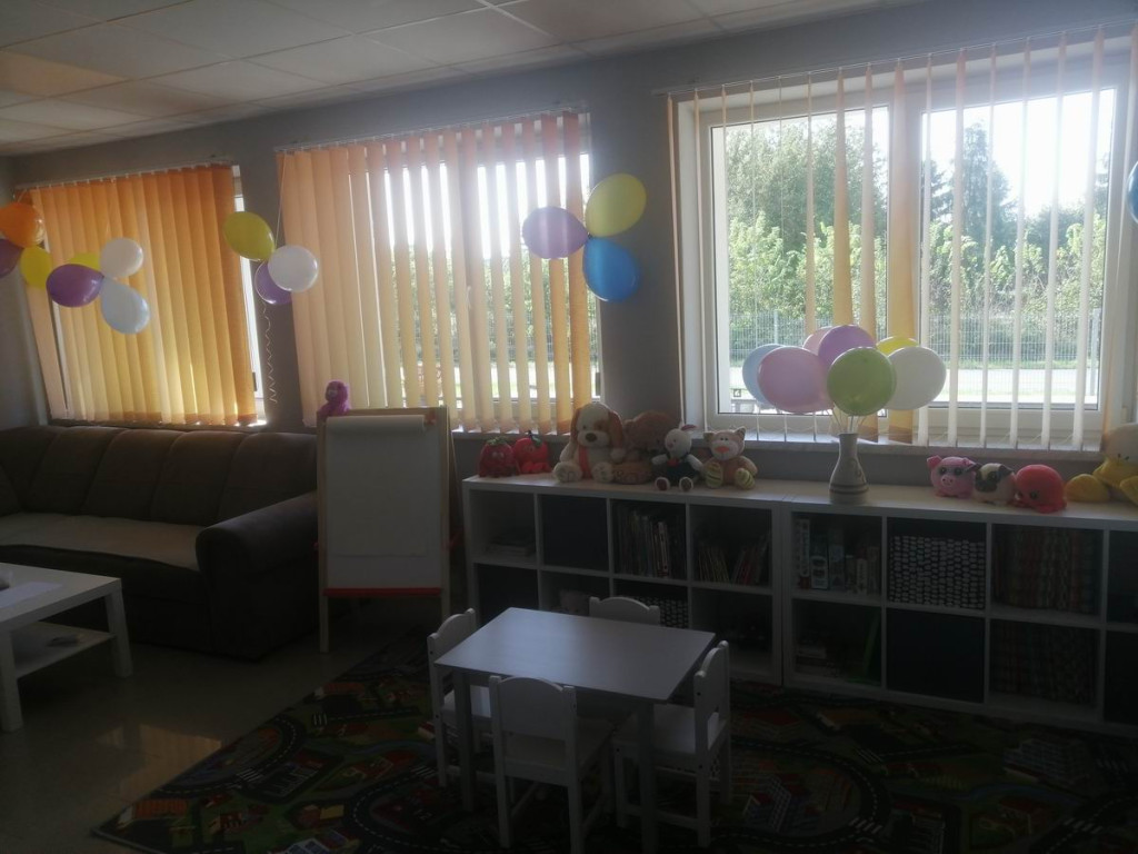 Otwarcie kącika dla dzieci w Ostrówkach