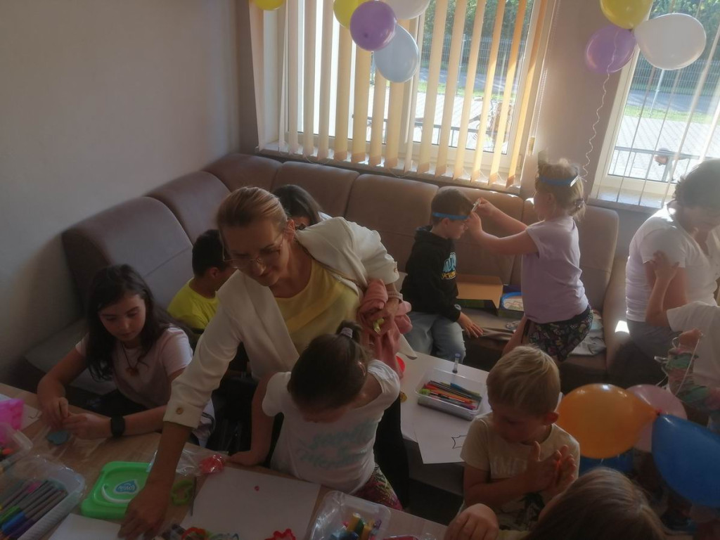 Otwarcie kącika dla dzieci w Ostrówkach