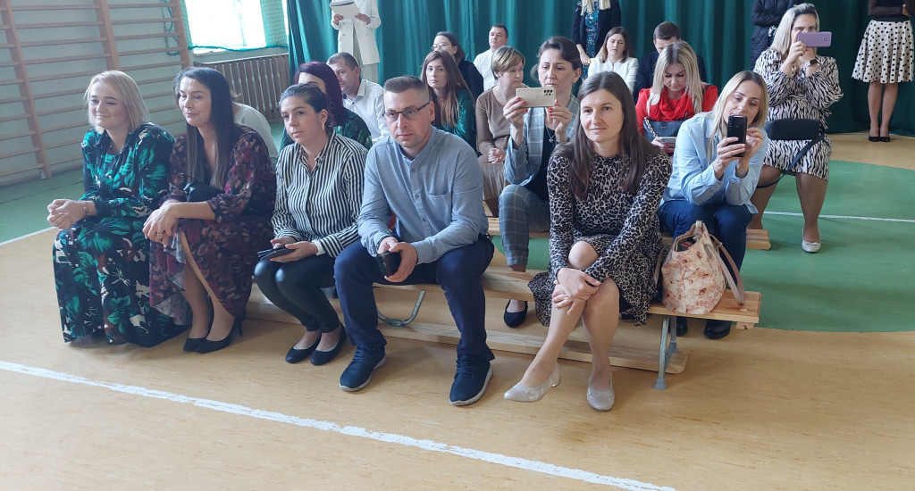 Uroczyste pasowanie na ucznia w SP w Domaszewnicy