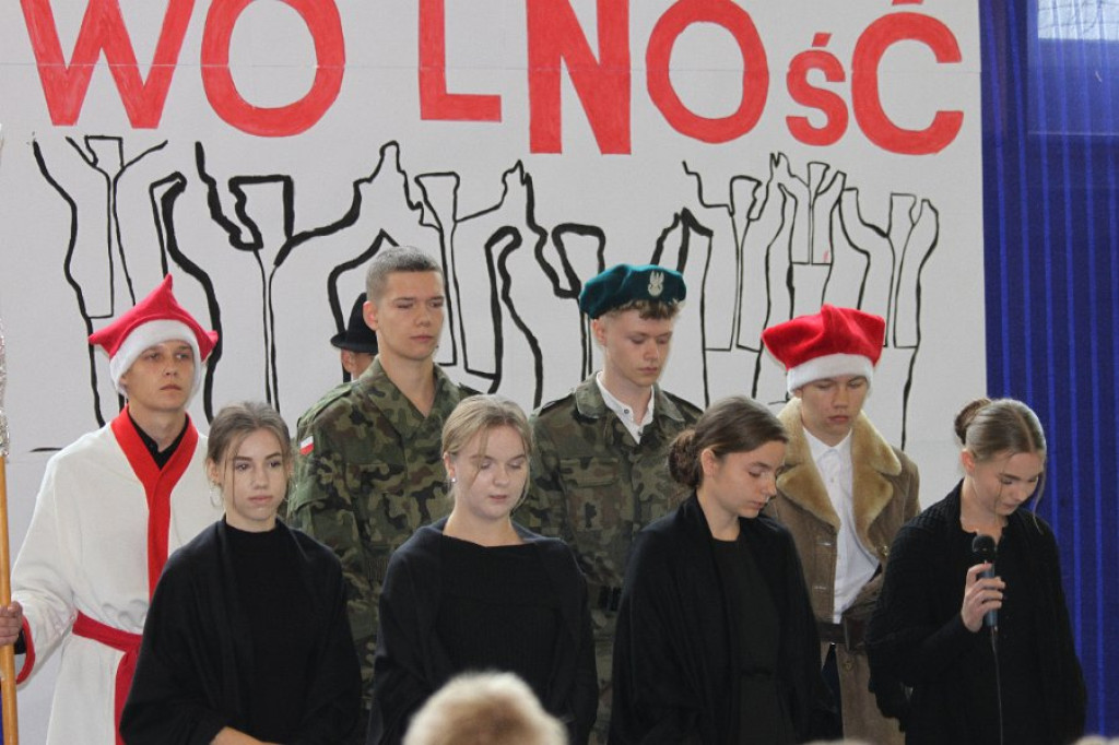 Dzień Edukacji Narodowej w ZSR w Woli Osowińskiej