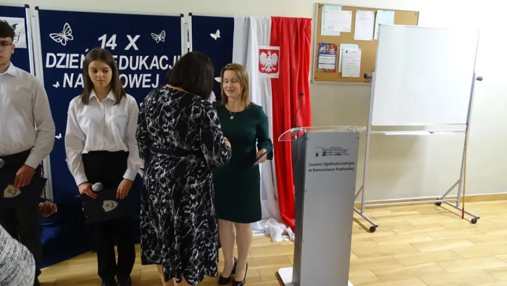 Dzień Edukacji Narodowej w LO w Komarówce
