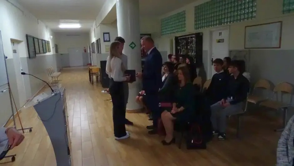 Dzień Edukacji Narodowej w LO w Komarówce