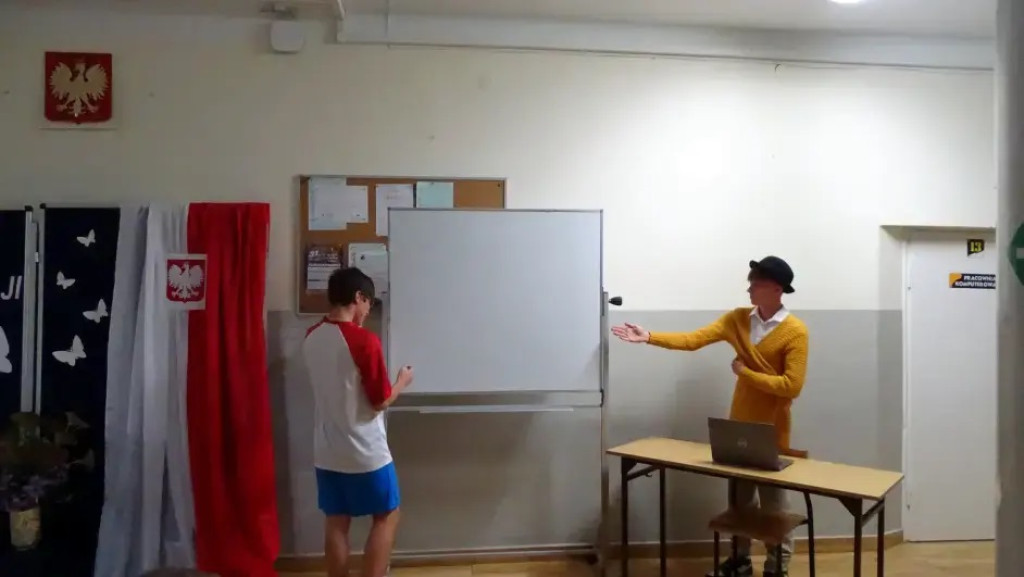 Dzień Edukacji Narodowej w LO w Komarówce