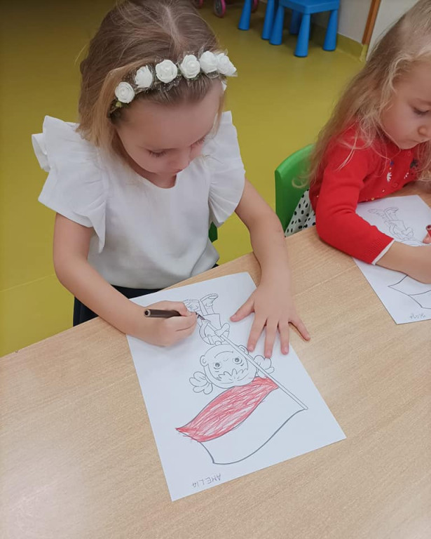 Święto Niepodległości w przedszkolu 