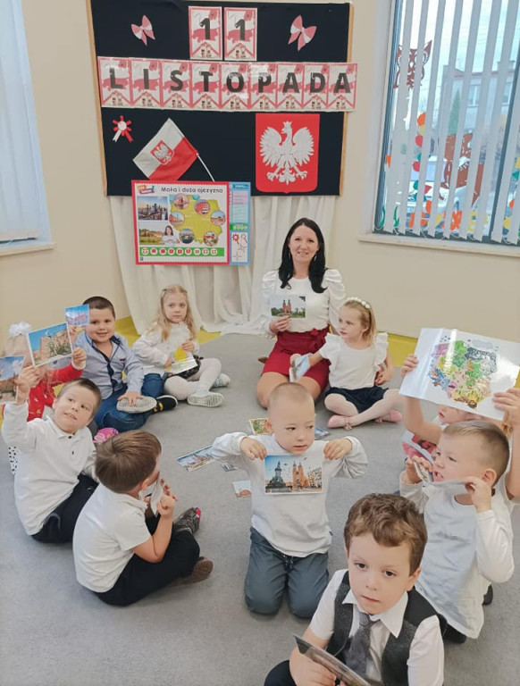 Święto Niepodległości w przedszkolu 