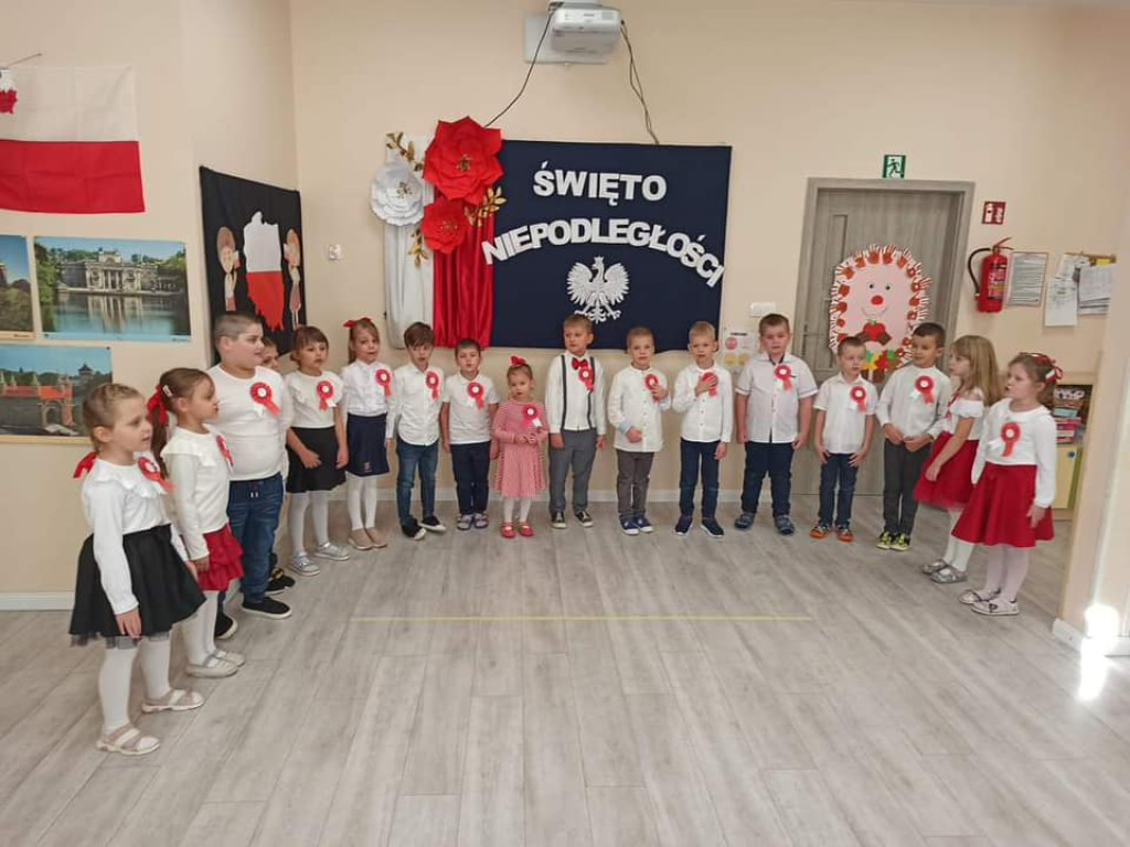 Święto Niepodległości w przedszkolu 
