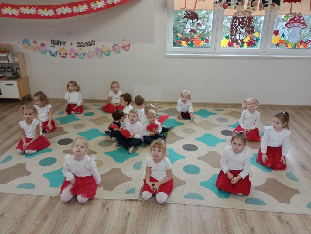 Święto Niepodległości w przedszkolu 