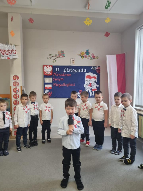 Święto Niepodległości w przedszkolu 