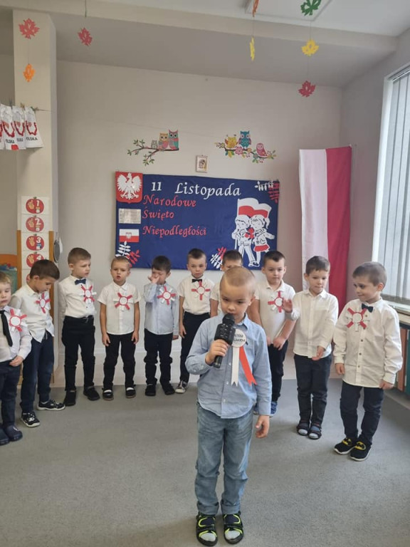 Święto Niepodległości w przedszkolu 