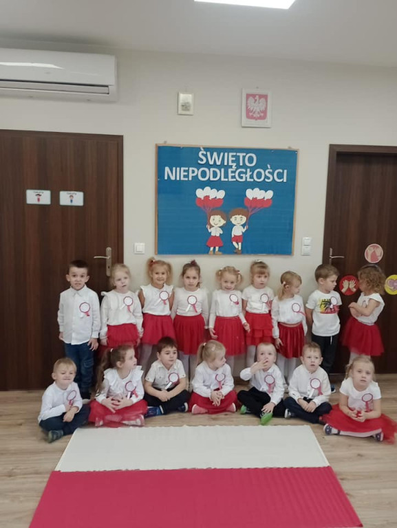 Święto Niepodległości w przedszkolu 