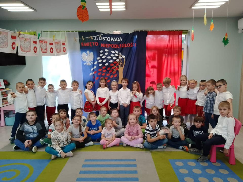 Święto Niepodległości w przedszkolu 