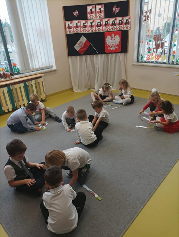 Święto Niepodległości w przedszkolu 