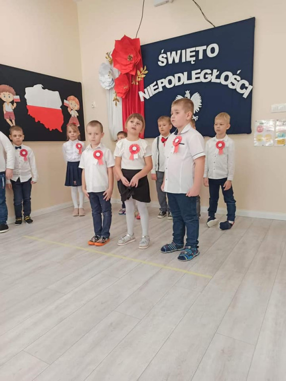 Święto Niepodległości w przedszkolu 