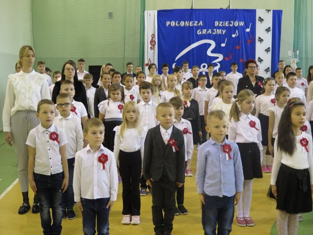 Obchody Święta Niepodległości w SP w Domaszewnicy