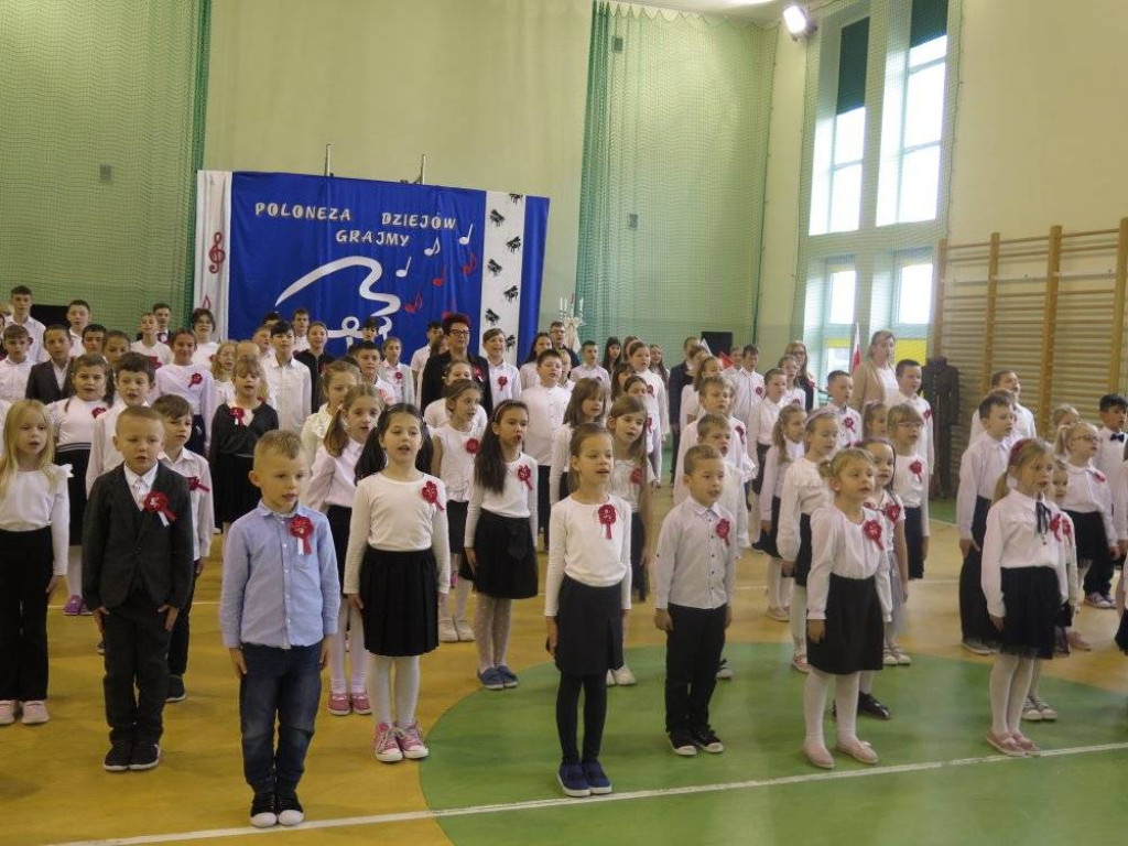 Obchody Święta Niepodległości w SP w Domaszewnicy