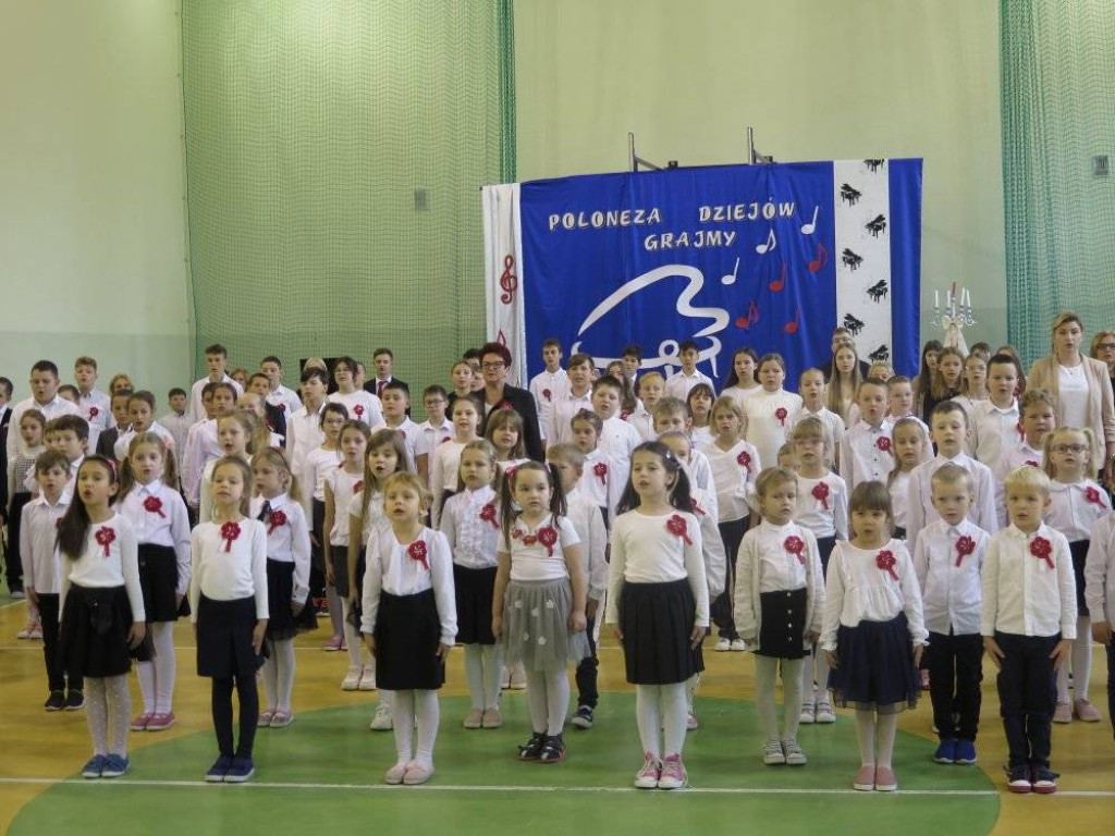 Obchody Święta Niepodległości w SP w Domaszewnicy