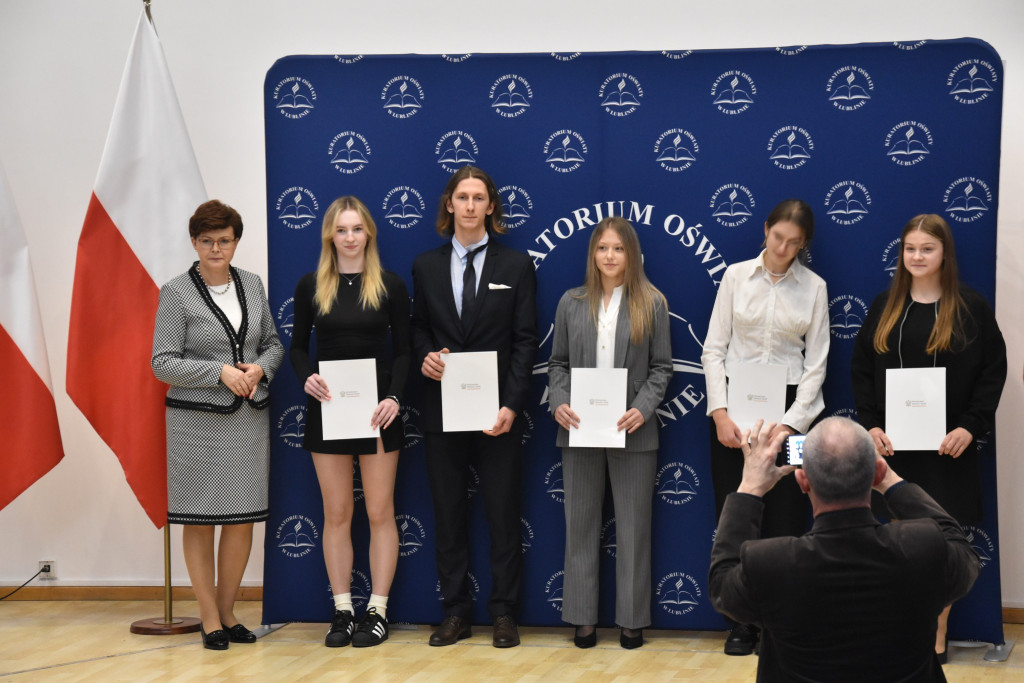 Wręczenie dyplomów stypendystom z I LO w Radzyniu