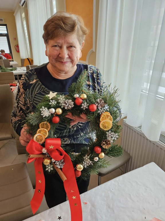 Wieńce adwentowe na warsztatach w Ulanie-Majoracie