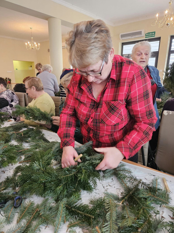 Wieńce adwentowe na warsztatach w Ulanie-Majoracie