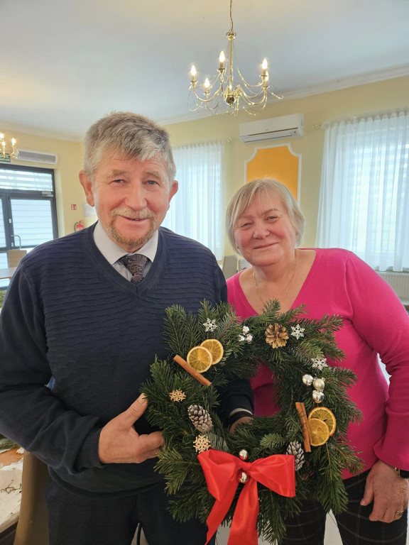 Wieńce adwentowe na warsztatach w Ulanie-Majoracie