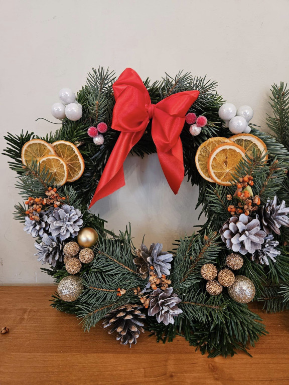 Wieńce adwentowe na warsztatach w Ulanie-Majoracie