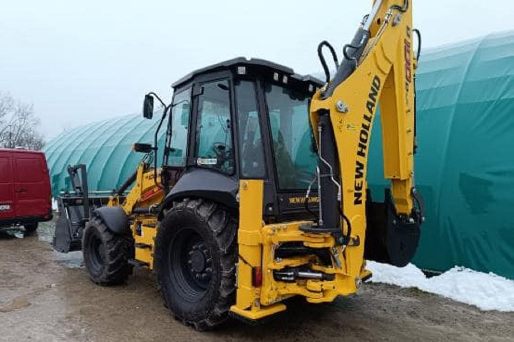 Nowe koparko-ładowarka i ciągnik w gm. Radzyń