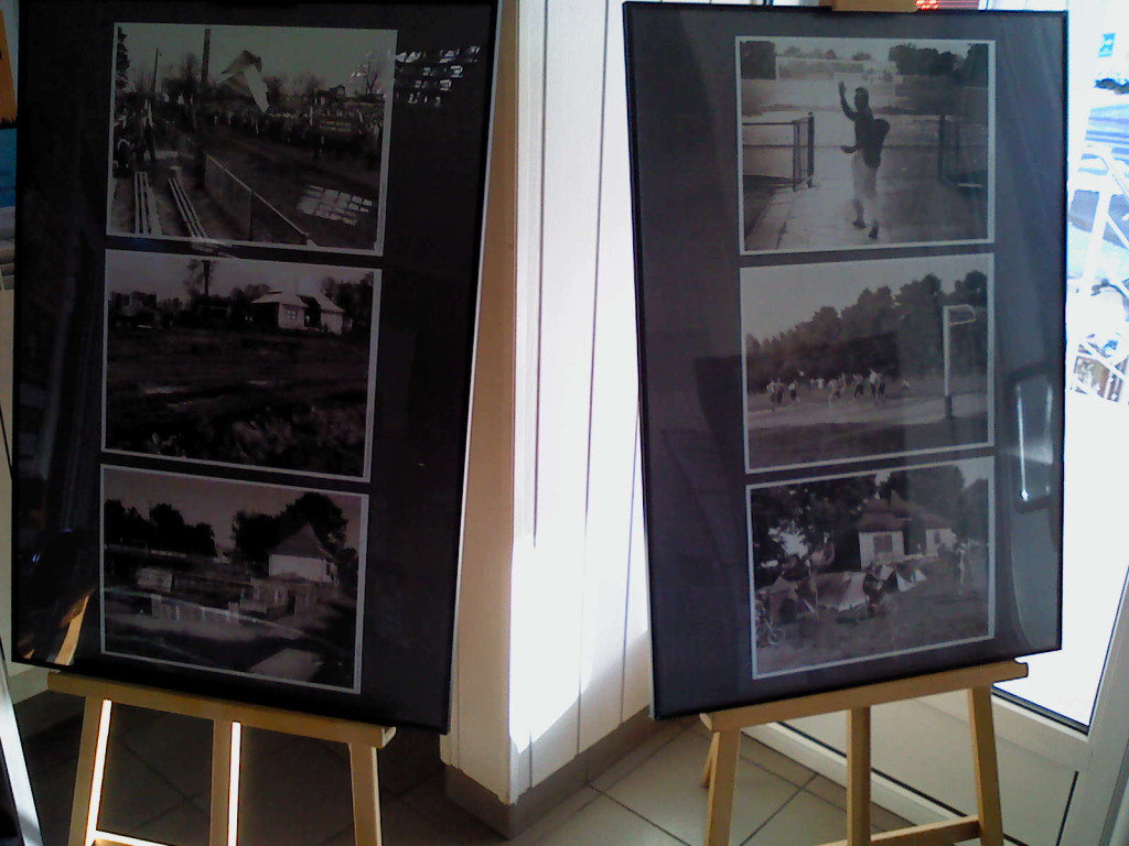 Wystawa starych zdjęć stadionu Orląt