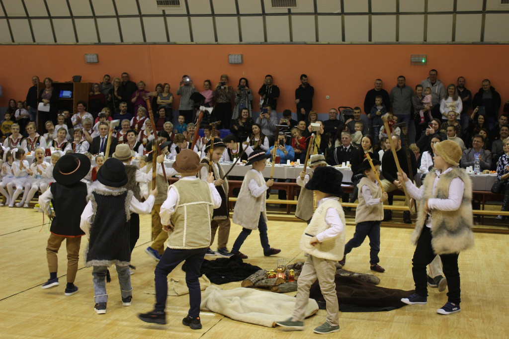 Gminno-Parafialne Spotkanie Opłatkowe w Komarówce