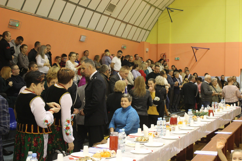 Gminno-Parafialne Spotkanie Opłatkowe w Komarówce