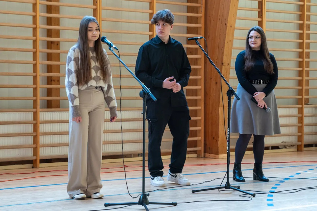 Koncert piosenek z filmów Disneya w I LO