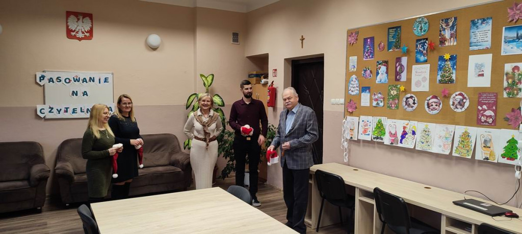 Wyposażenie sali i zabawki w ZS dzięki sołectwom