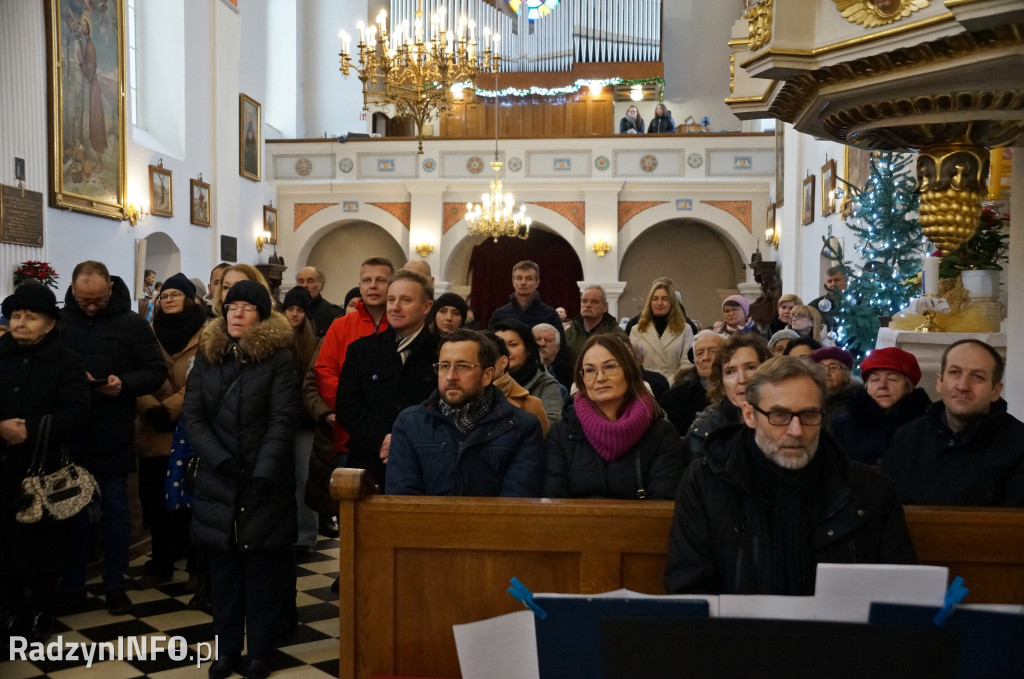 Koncert kolęd i pastorałek w wykonaniu uczniów PSM
