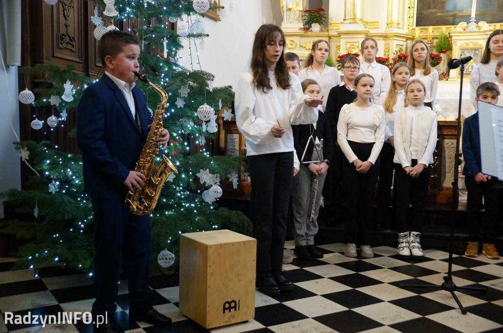 Koncert kolęd i pastorałek w wykonaniu uczniów PSM