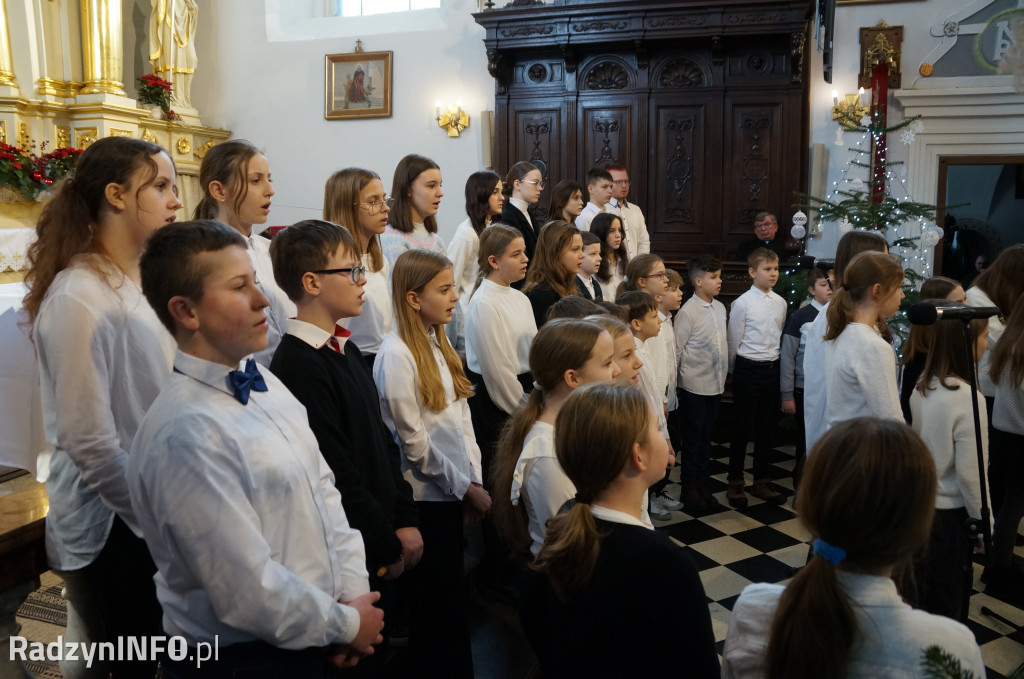 Koncert kolęd i pastorałek w wykonaniu uczniów PSM