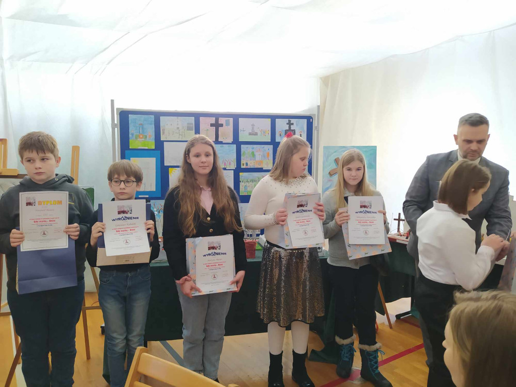 Delegacja z Wohynia na uroczystościach w Drelowie