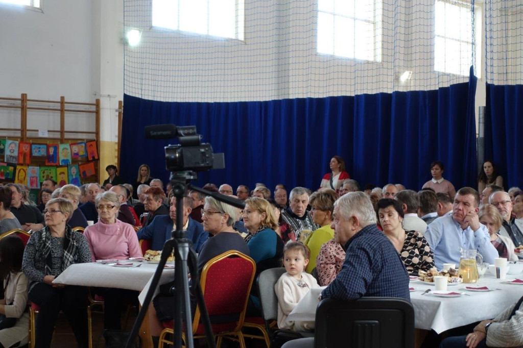 Dzień Babci i Dziadka w szkole w Białce