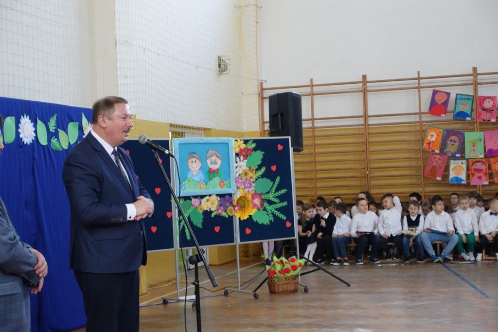 Dzień Babci i Dziadka w szkole w Białce