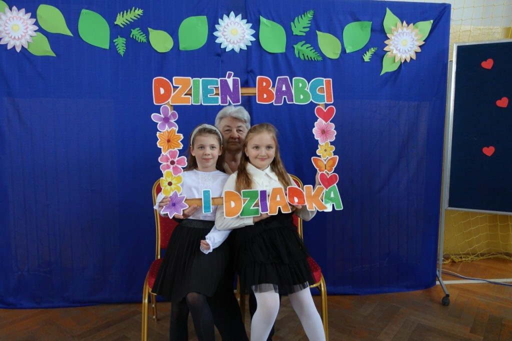 Dzień Babci i Dziadka w szkole w Białce